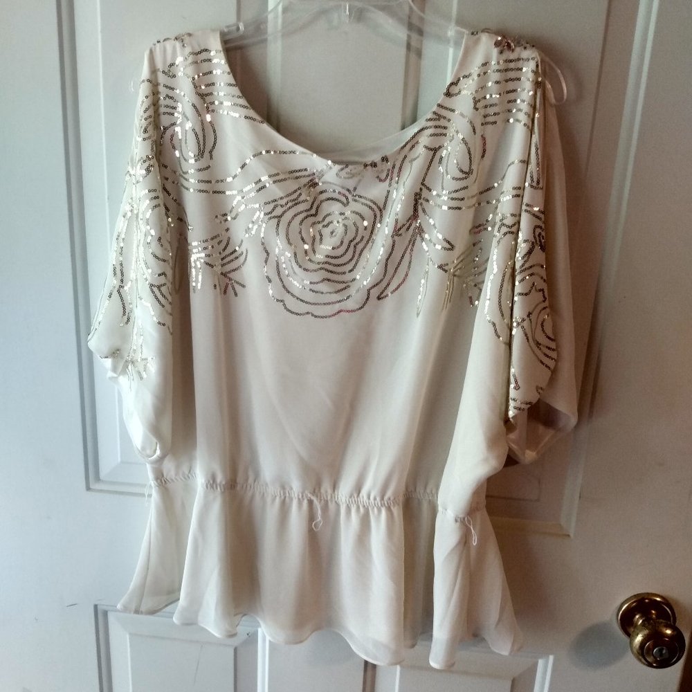 Drapers & Damon's Dressy Top